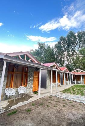 BULAN CHALETs