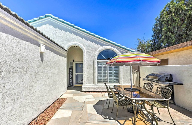 Bullhead City Escape w/Patio On Golf Course!