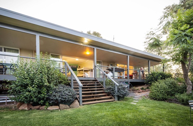 Bulwarra - 3 Family Studios with shared kitchen & games room