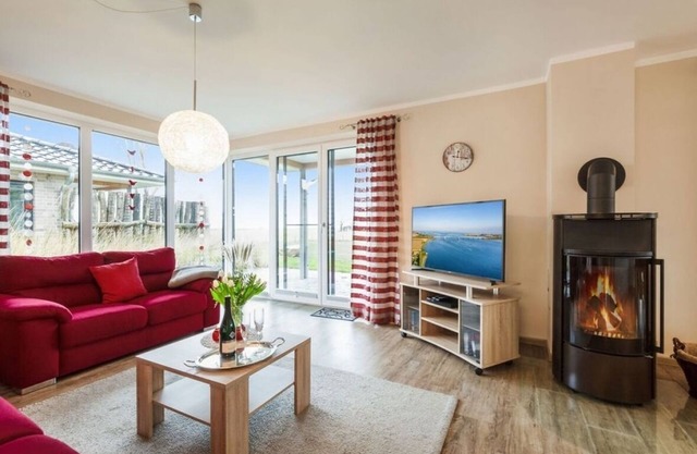 Bungalow for 5 guests with 94m² in Fehmarn OT Klausdorf (57928)
