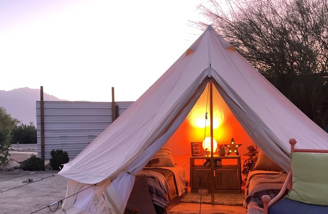 Bungalow Perfect for Hikers near Joshua Tree/PSpgs