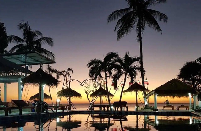 Bungalow - Sleeps 2 - Terrace - Beach Close