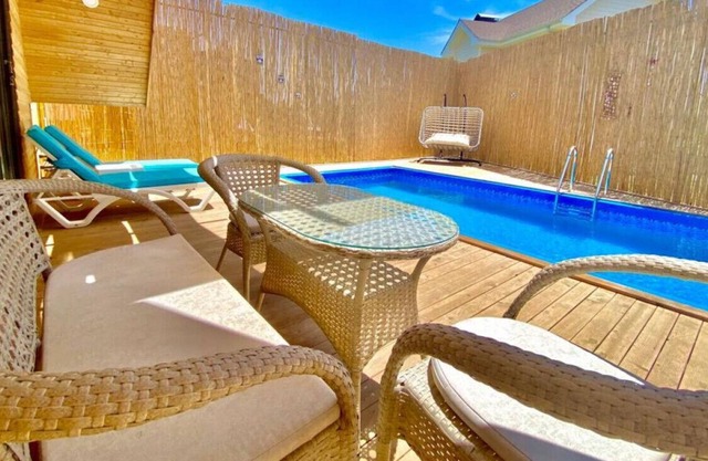 Bungalow with Private Pool and Garden in Fethiye