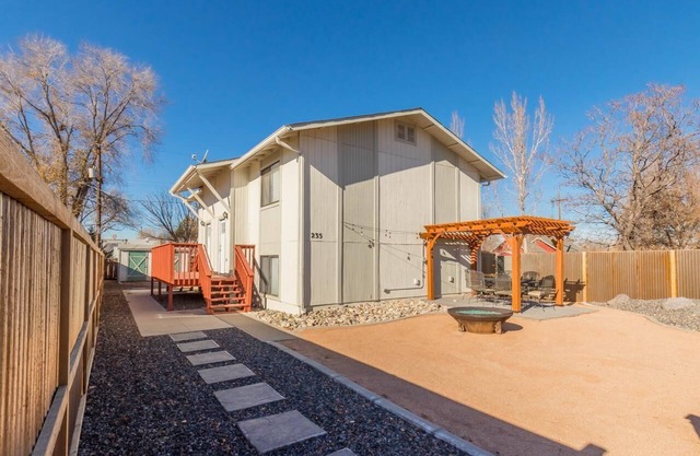 Bunk A: Cozy Family Stay Near Downtown & Trails