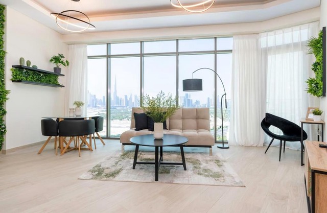 Burj Khalifa view - Amazing 1 bedroom with Pool
