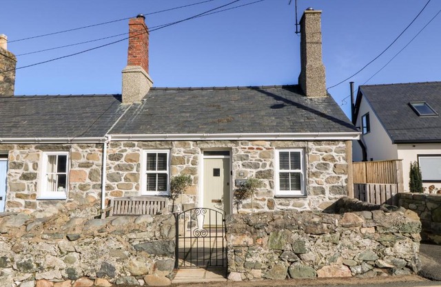 Bwthyn Cerrig Man Pebble Cottage
