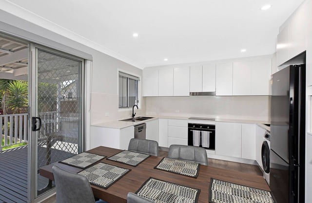 By The Bay - Modern accommodation
