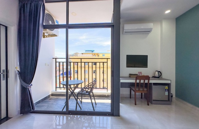 C-Hotel