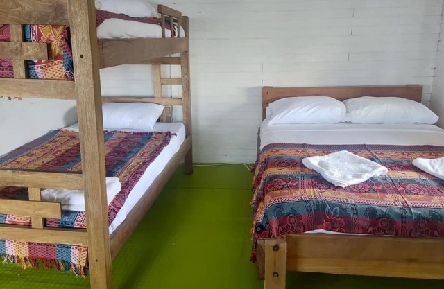 C2-R HABITACION TIPO CABAÑA EN ISLA DE BARU