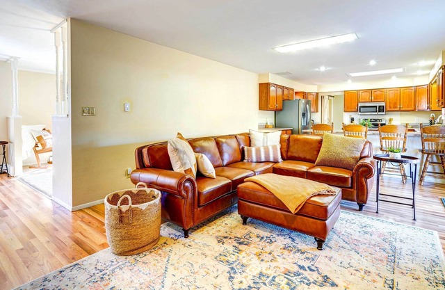 Cañon City Vacation Home w/ Gas Grill!