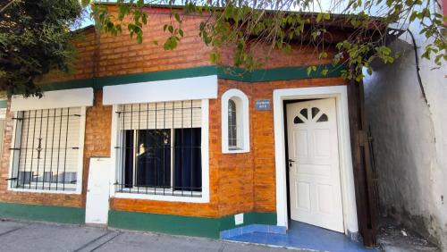 Cabaña de 1 habitacion en el centro de Choele ideal para 2 personas