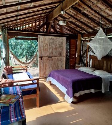 Cabana do Tarzan na Praia de Parati Mirim