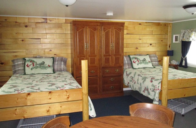 Cabin #3 - Mill Pond CT