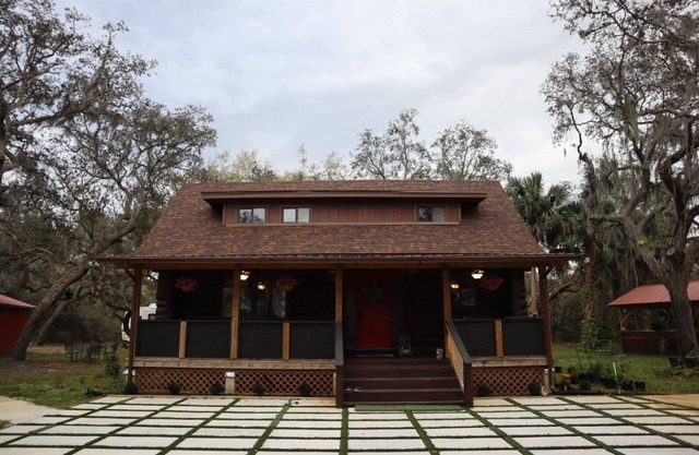 Cabin 52 - Private, cozy, relaxing retreat for you and your family