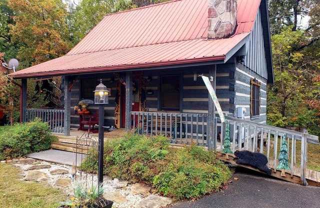 Cabin Close to Pigeon Forge in Echota Resort !