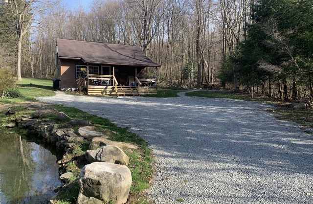 Cabin w/Hot Tub on Small Pond