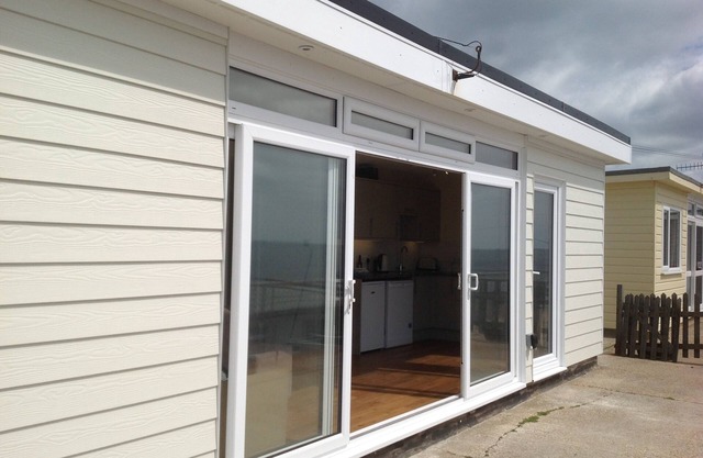 Cabin with sea view - walking distance to beach