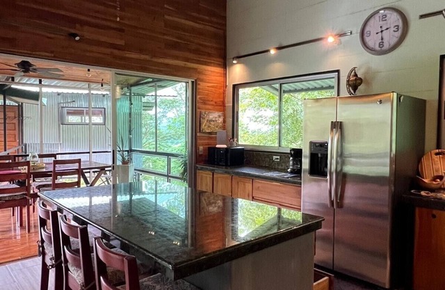 Cacao Forest Treetop Cottage w/AC – 15 min to Beach & Town – Puntarenas