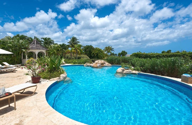 Calliaqua Luxury house
