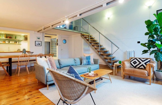 Calm and modern, by Veeve