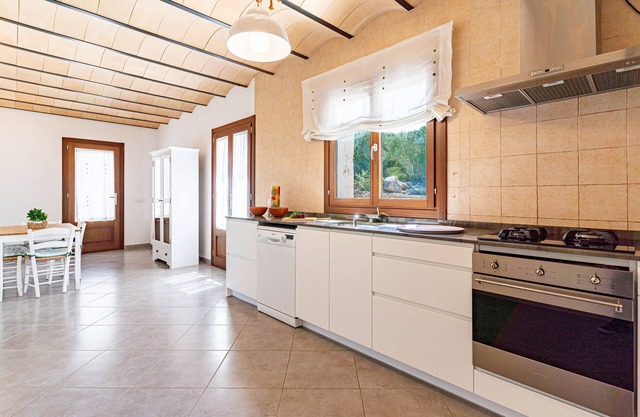 CALUIX Finca for 8, sun and relax in nature in Mallorca