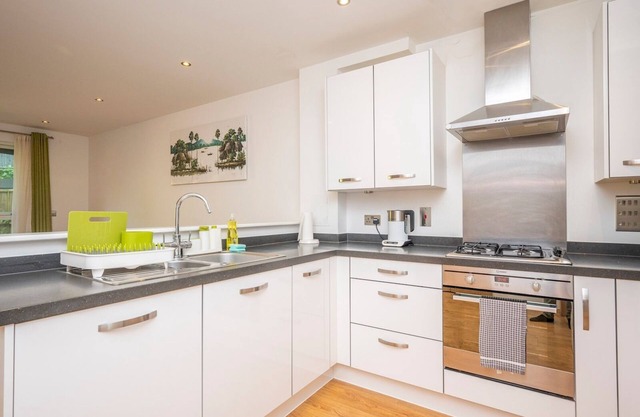 Camberwell Central Spacious Townhouse London SE5 | Pass the Keys