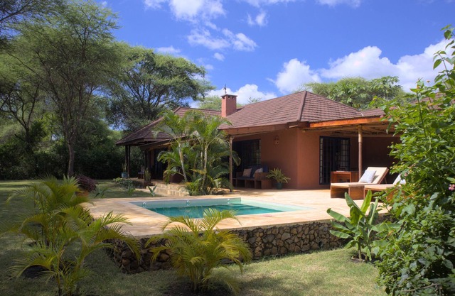 Cameleon Golf House on Kilimanjaro Wildlife & Golf Estate... ALL INCLUSIVE