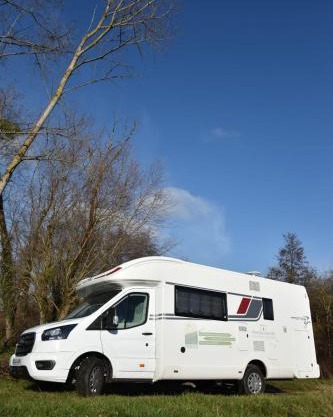 CAMPING-CAR TOURISTIQUE du JURA