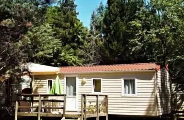 Camping Domaine De Gaujac - Camping Paradis - Mobilhome Pour 5 Personnes