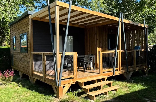 Camping Flower La Davière Plage* - Chalet Cannelle Premium 26.5m² 2 bedrooms + TV + LV + Covered terrace + Pedestrian area 4 people