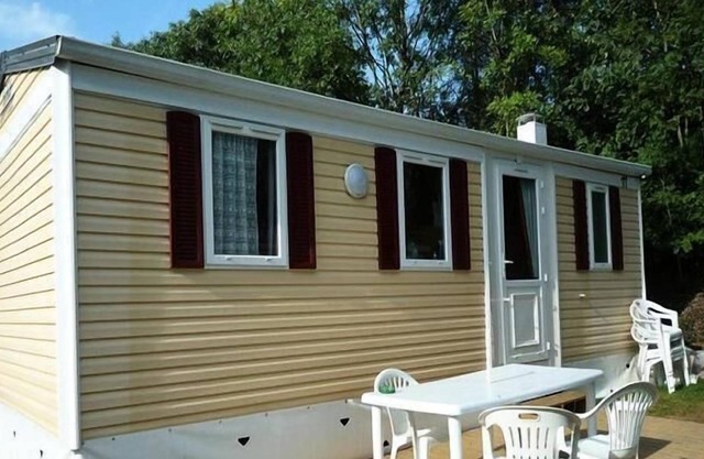Camping La Joletière *** - Mobile Home 4 Rooms 6 People