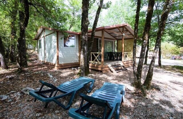 Camping La Paille Basse***** - Comfort 4 room chalet 6 people