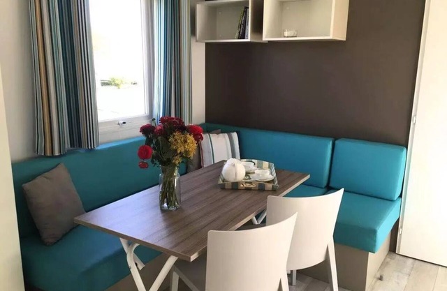 Camping les Fontaines * - Mobil Home Olivier with terrace 2 bedrooms 6 people