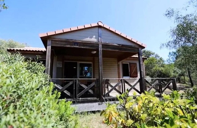 Camping U Pinarellu * - GREAT COMFORT RANGE - I Bianchi (Saturday/Saturday) - 6 people