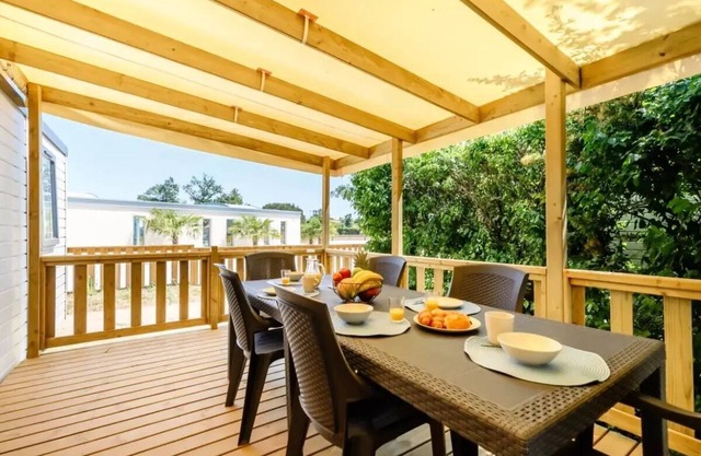 Campsite maeva Escapades Le Bois Joli * - Mobile Home Privilege 4 Rooms 6 People + TV