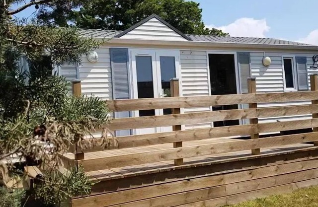 Campsite maeva Escapades Le Bois Joli * - Mobile Home Vintage 4 Rooms 6 People