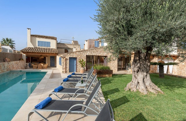 CAN FONT (COSTITX) - Stunning villa with private pool and free WiFi.