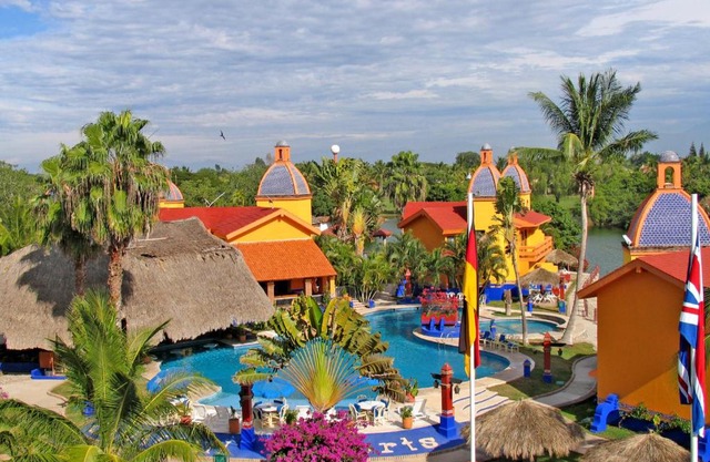 Canadian Resort Vallarta