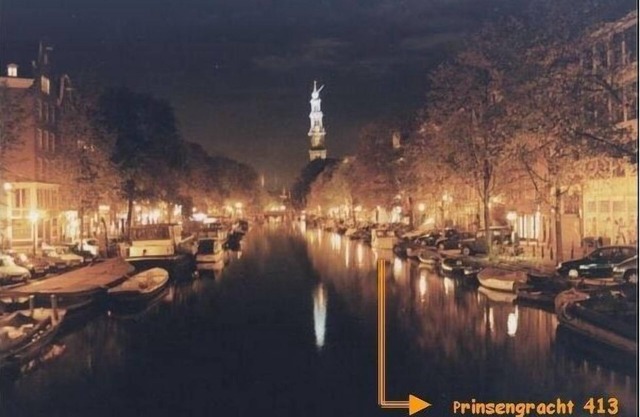 Canal Apartment 17th cent in Old Center of Amsterdam