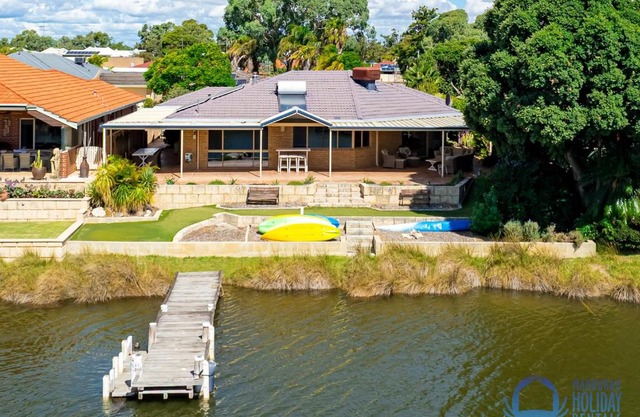 Canal-Side Retreat with Private Jetty
