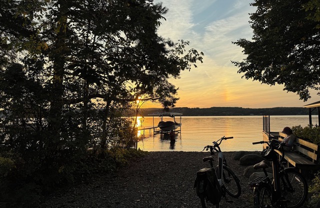 Canandaigua Lake Cottage—500ft to private lake access