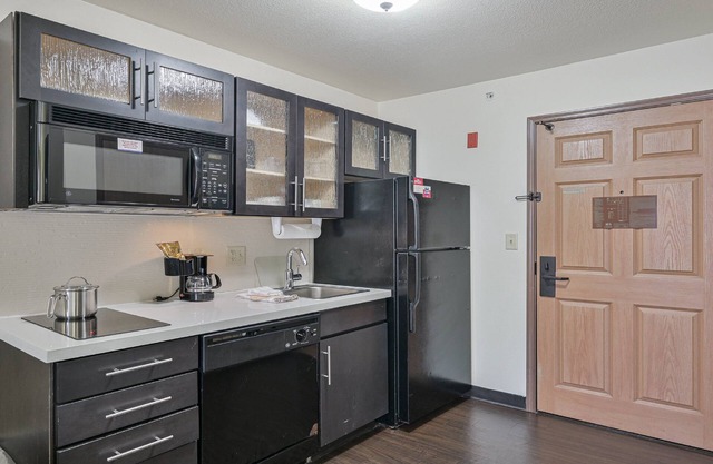 Candlewood Suites Tulsa, an IHG Hotel