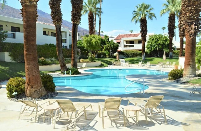 Canyon Granada Getaway