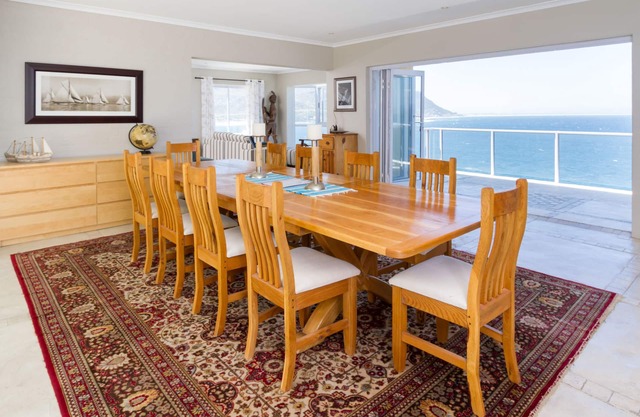 Cape-x-ta-sea a home with picture perfect panoramic views of False Bay.
