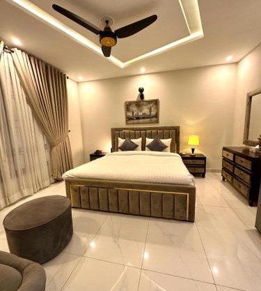 Capital Lodges E-11