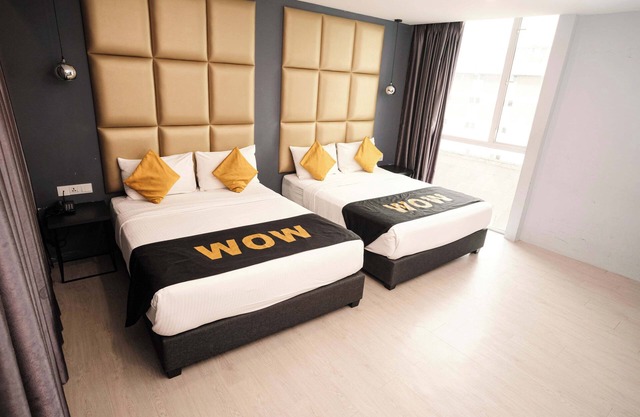Capital O 91202 Wow Hotel