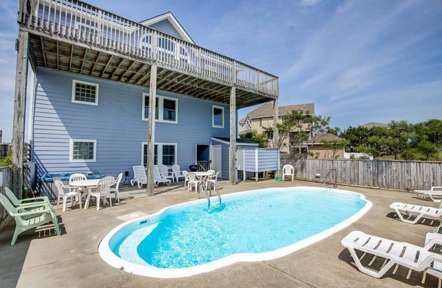 Cara Lina | 999 ft from the beach | Private Pool, Hot Tub | Corolla
