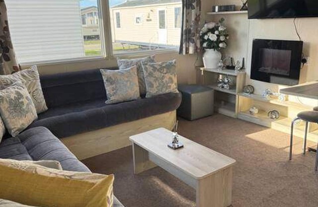 Caravan Emma 2 Bed Robin Hood