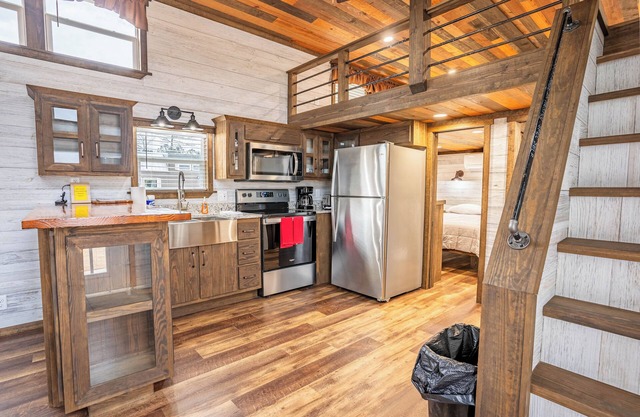 Cardinal by Wind Creek