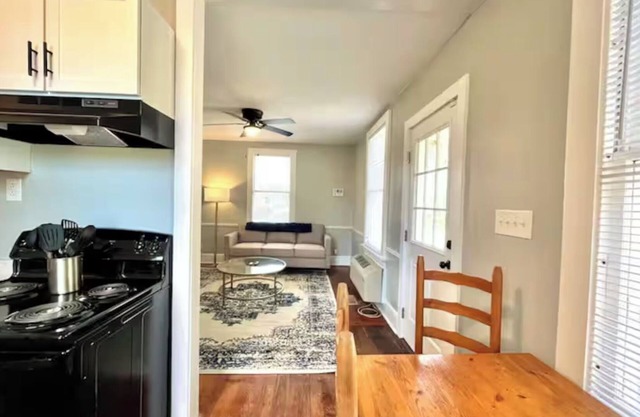 Cardinal Cottage - Sleeps 4